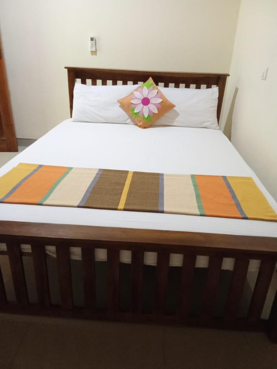 Udesh Guest Hotel Polonnaruwa Exterior photo