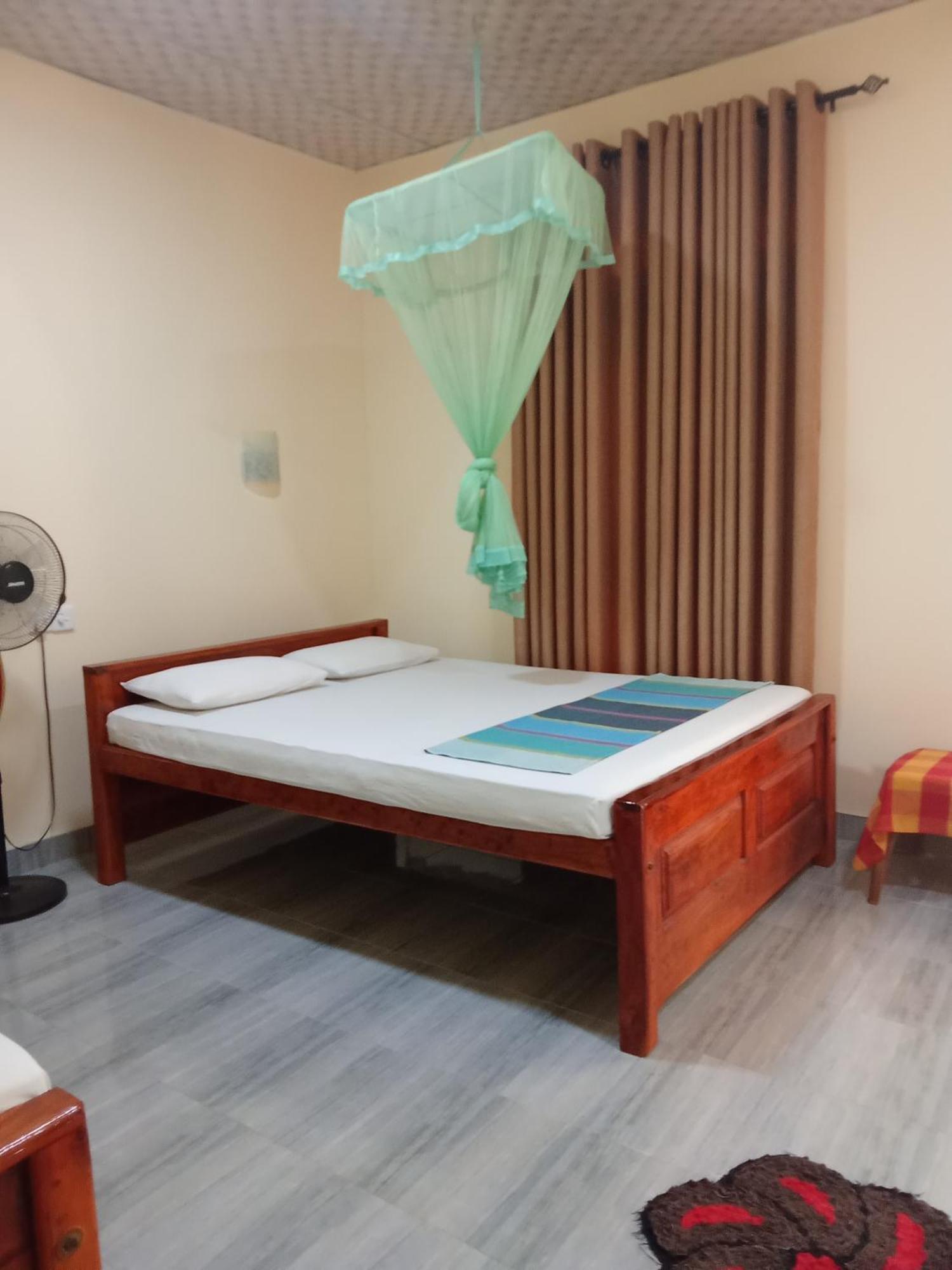 Udesh Guest Hotel Polonnaruwa Exterior photo