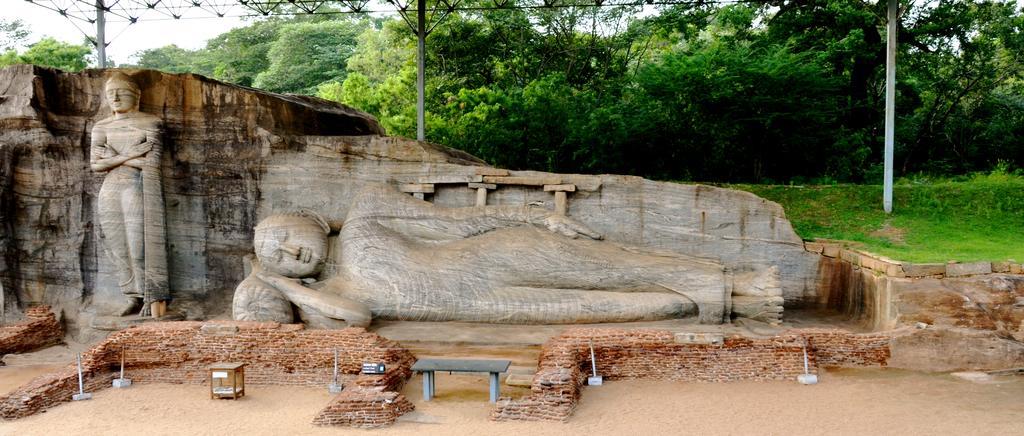 Udesh Guest Hotel Polonnaruwa Exterior photo